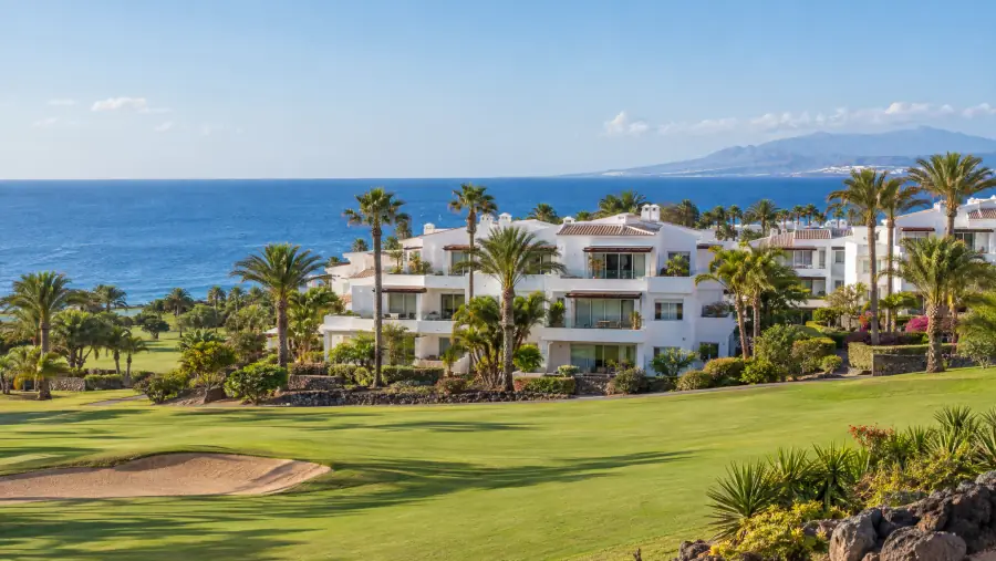 Complejo de apartamentos en Golf del Sur, San Miguel de Abona, junto al campo de golf